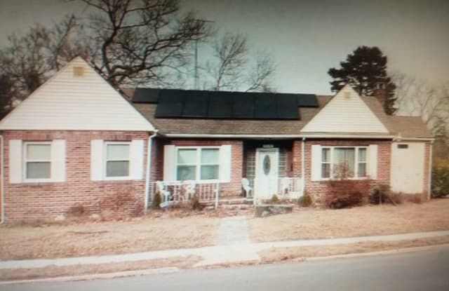 1210 East Main St - 1210 East Main Street, Millville, NJ 08332