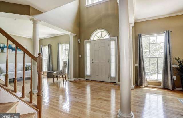 5209 DEVONPORT CT Gallery 2