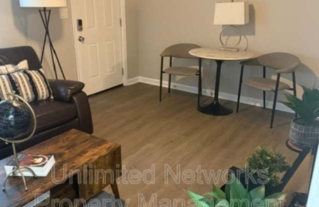 151 Lawton Street Southwest Gallery 4