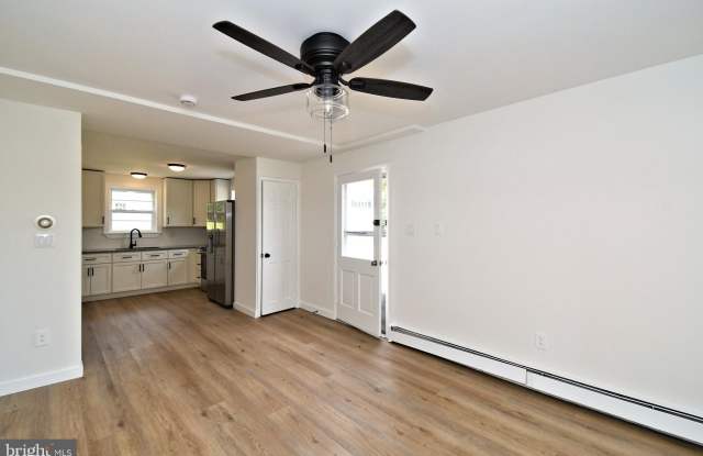 4776 OLD EASTON ROAD photos photos