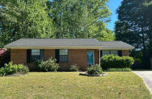 Charming 3 bedroom, 2 bathroom one level home in Murrayville! photos photos