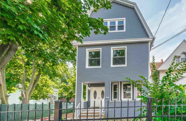538 GARFIELD AVE - 538 Garfield Ave, Jersey City, NJ 07305