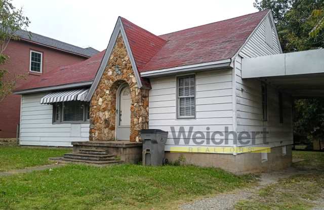 Charming 2BR/1BA Home with Spacious Backyard photos photos