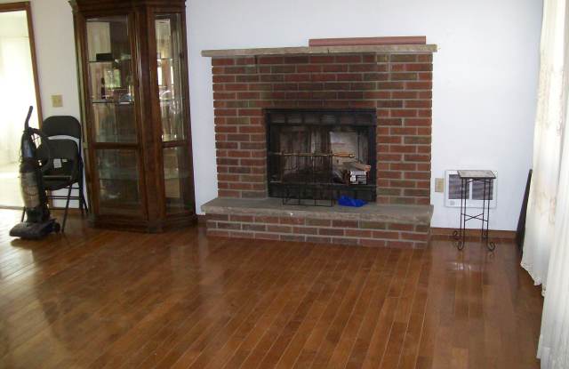 173 Hyland Drive Gallery 3