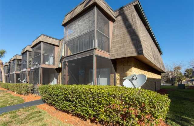 1895 S Semoran Blvd photos photos