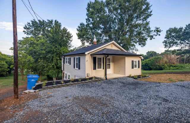 1488 Hilltop Street Gallery 2