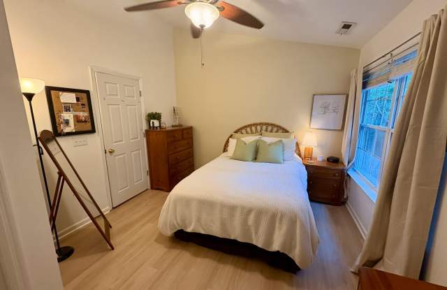 355 Kelsey Boulevard photos photos