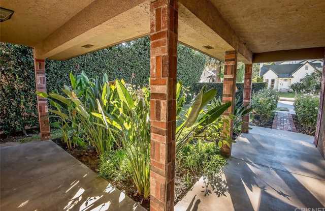 14459 Greenleaf Street Gallery 2