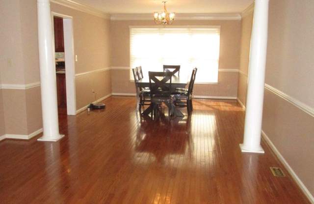 8104 Dry Ridge Road Gallery 3