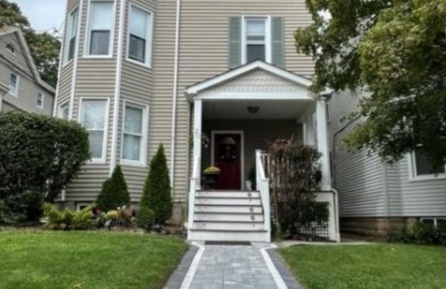 20 Gould St - 20 Gould Street, Essex County, NJ 07044