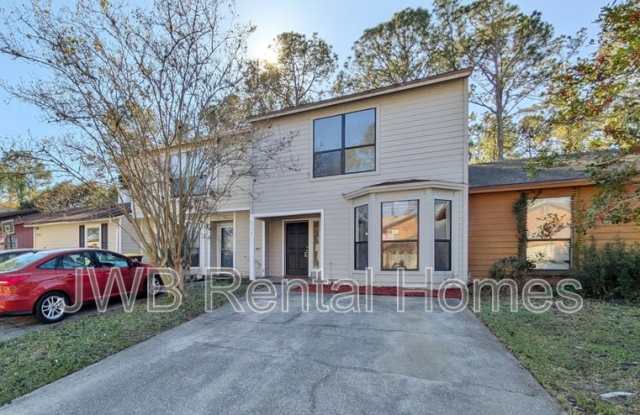 5556 Bennington Dr - 5556 Bennington Drive, Jacksonville, FL 32244