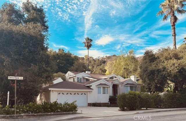 2255 E Chevy Chase Drive photos photos