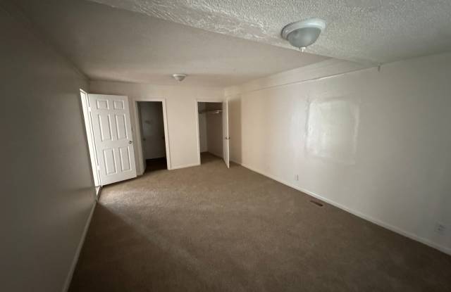 3082 Somerset Drive Gallery 3