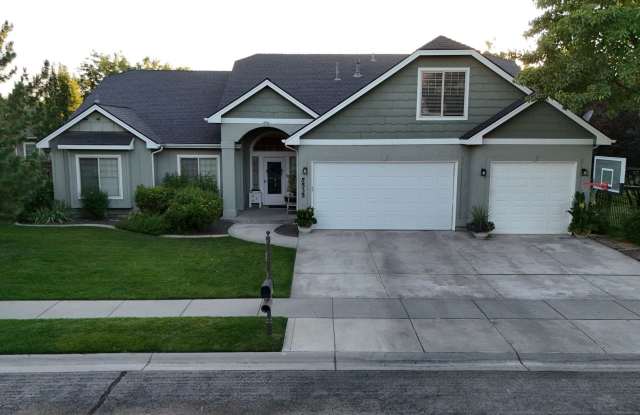 Beautiful Lochsa Falls 5 Bedroom Home with Private Backyard photos photos