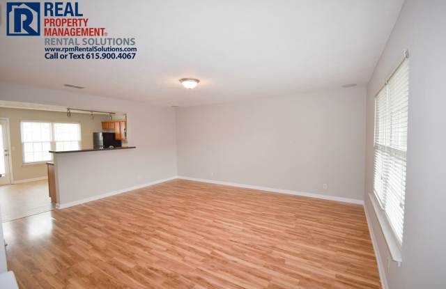 Amazing location 2BD/2.5BA townhome right off I-24, Blackman! Gallery 3