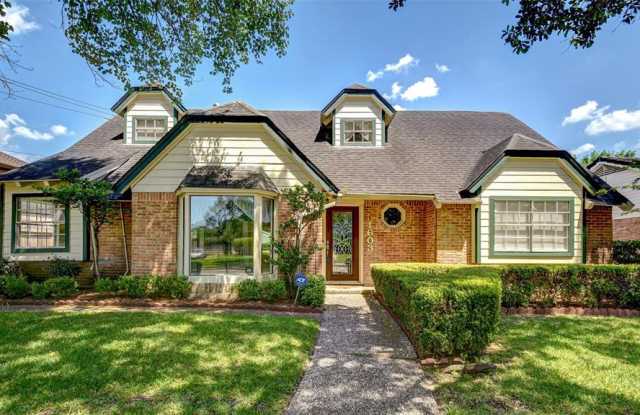 1603 Crystal Hills Drive Gallery 2