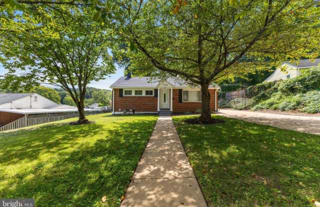 3709 HEATHER Court Gallery 3
