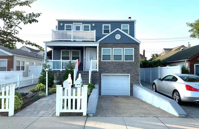 521 W Park unit: 2Nd Floor - 521 West Park Avenue, Long Beach, NY 11561