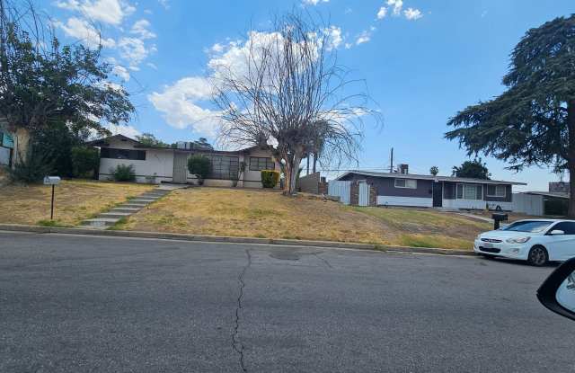 North East Bakersfield Home For lease Gallery 1
