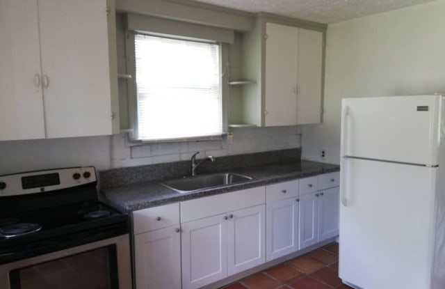 2039 East Durkee Dr. - 2039 East Durkee Drive, Jacksonville, FL 32209
