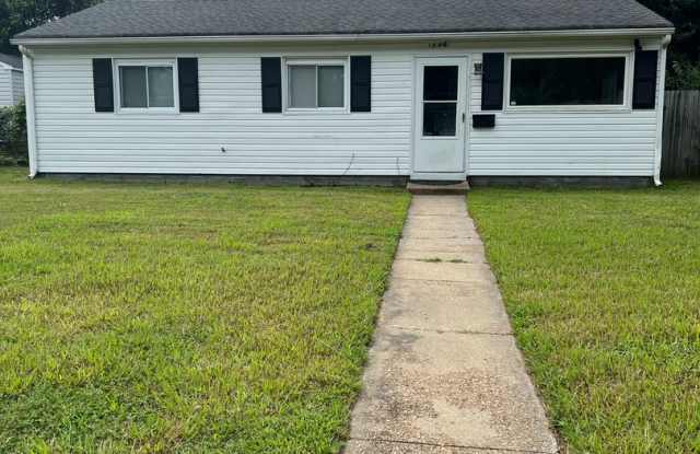 1834 Moger Drive, Hampton - Available NOW photos photos
