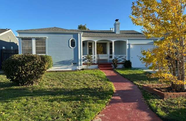 Epic REA - Great Home w/2 BR/1 BA Plus Bonus Loft in Mills Park Neighborhood photos photos