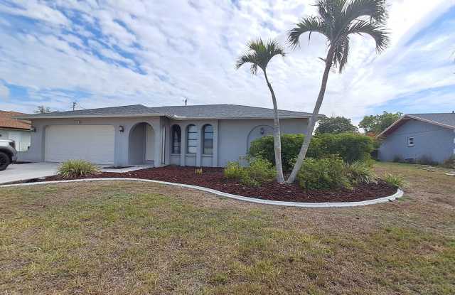 SECTION 8!! 3/2 With Fenced Yard!!! COMING SOON!!!! photos photos