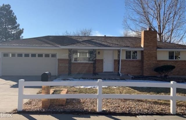 10034 W 68th Way - 10034 West 68th Way, Arvada, CO 80004