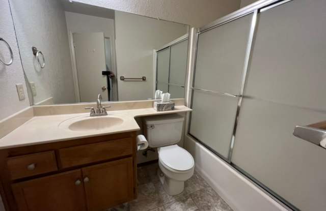 Single story condo located in Cedarbrook's Gated Community! photos photos