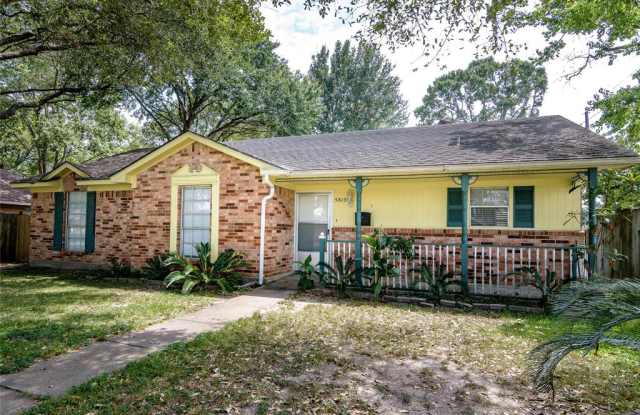 5815 Iris Lane Gallery 4