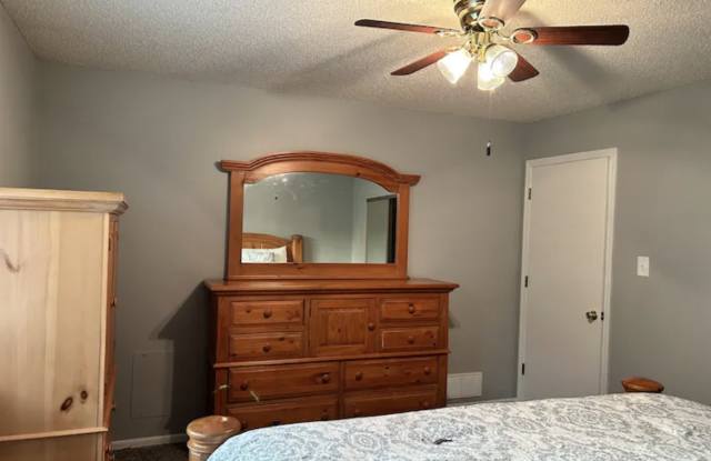 2115 Southwest Brandywine Lane photos photos