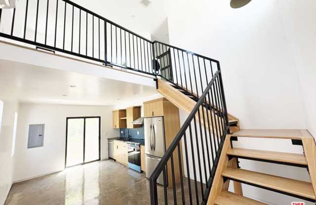 1340 2nd Ave photos photos