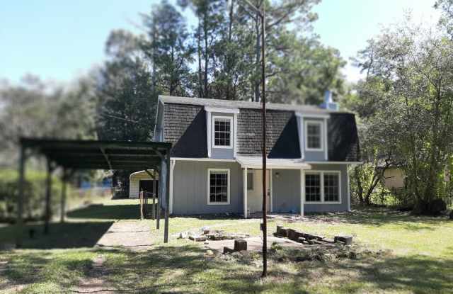 Comfortable house located at Vidor photos photos