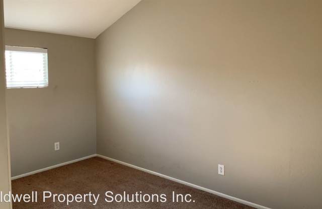 1141 E. Kaler Dr. Gallery 4