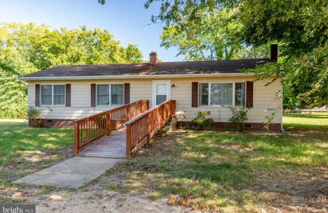 44141 TRANQUILITY FARM Lane Gallery 1