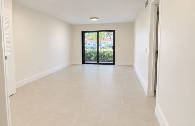 8701 Sw 12 Street Gallery 3