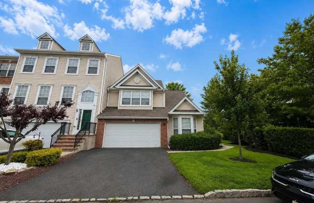 222 Hidden Lake Drive Gallery 2