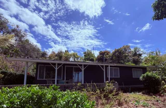 Charming 3 bedroom 2 bathroom House photos photos