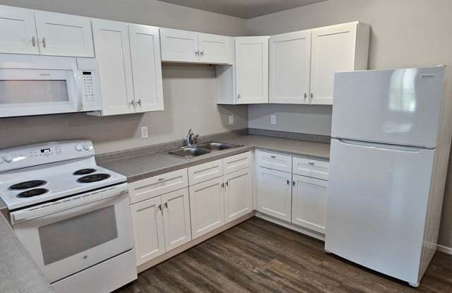 Plaza View Apartments Gallery 1
