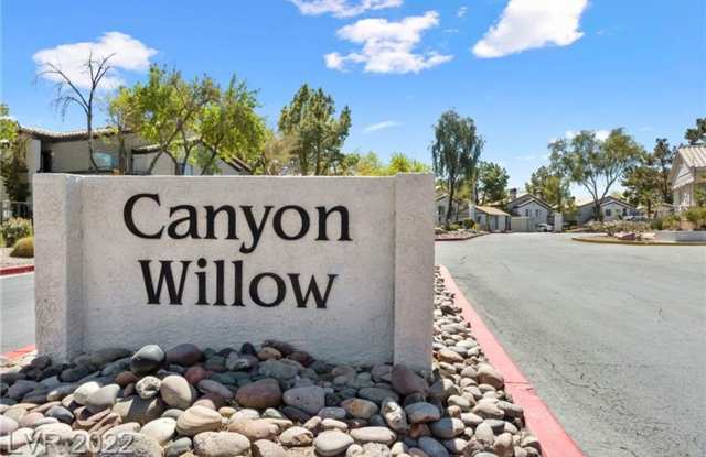 1 Bedroom Condo Located in Canyon Willow!! photos photos