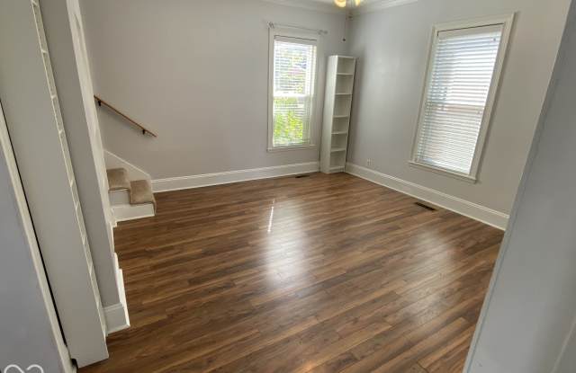 1493 Cherry Street Gallery 2