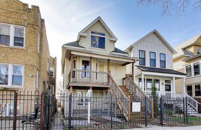 4614 N Springfield Avenue photos photos