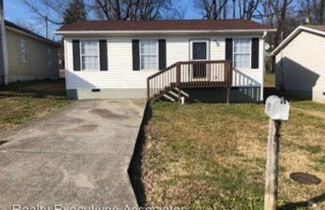 825 Belleaire Avenue - 825 Belleaire Ave, Knoxville, TN 37921