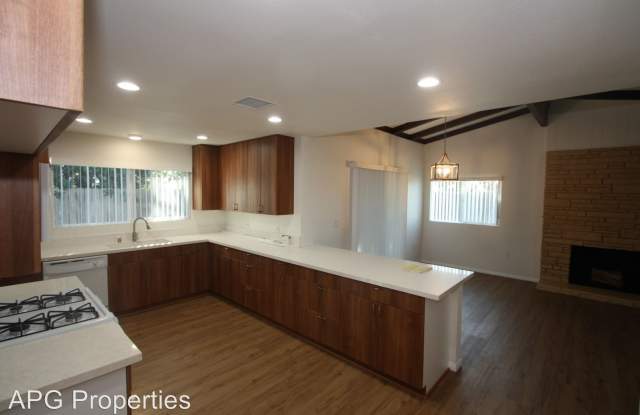 14905 Templar Dr Gallery 2