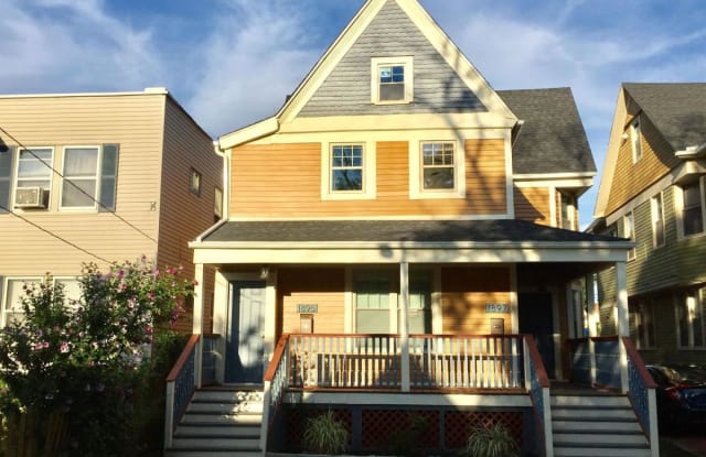 1895 W 52nd St - 1895 West 52nd Street, Cleveland, OH 44102