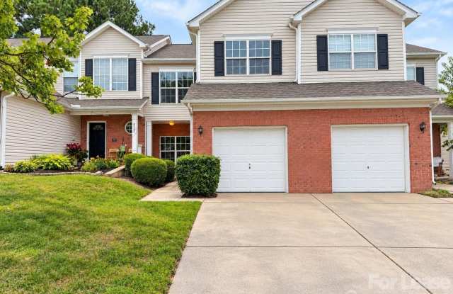 8531 Carolina Lily Lane Gallery 1