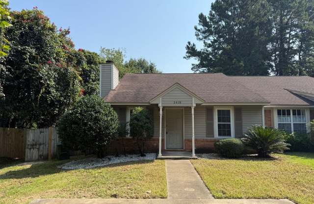 2 Bed / 2 Bath Duplex with Pond Frontage! photos photos