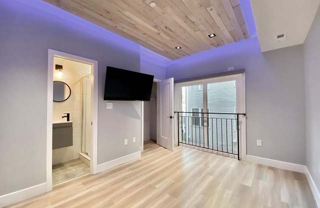 Brand-new 5 bed/5.5 bath house with rooftop and backyard. UTILITIES INCLUDED! Gallery 4