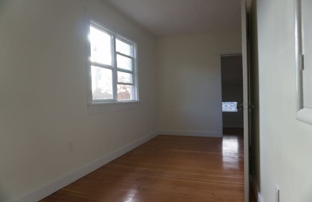 1830 North 54th Street #1/2 Gallery 4