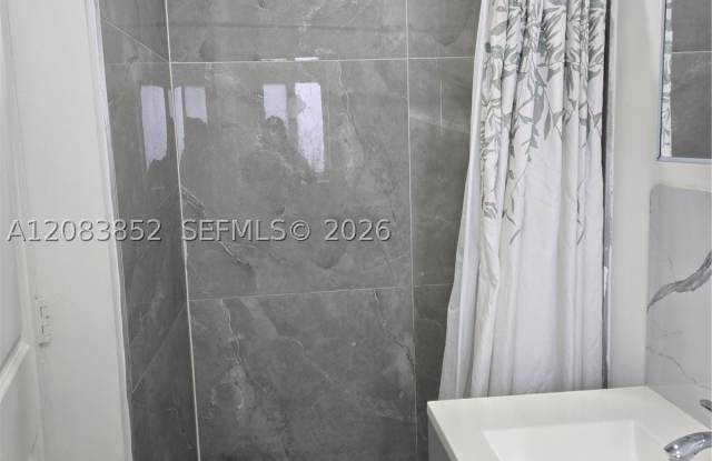 3190 SW 123rd Ct Gallery 4